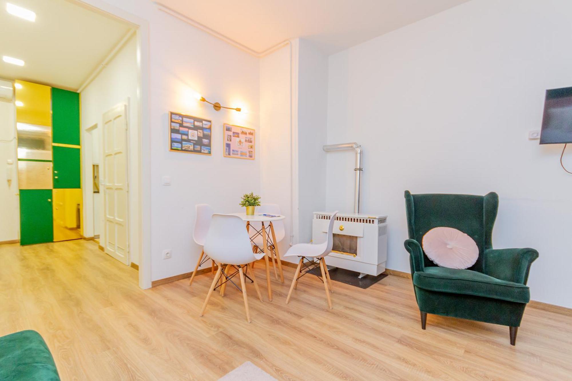Rothapartments'alice Апартаменти *